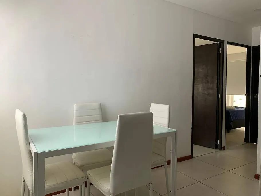 Apartamento Cerca Del Centro Comercial Titan. 300 Bogota 0*,