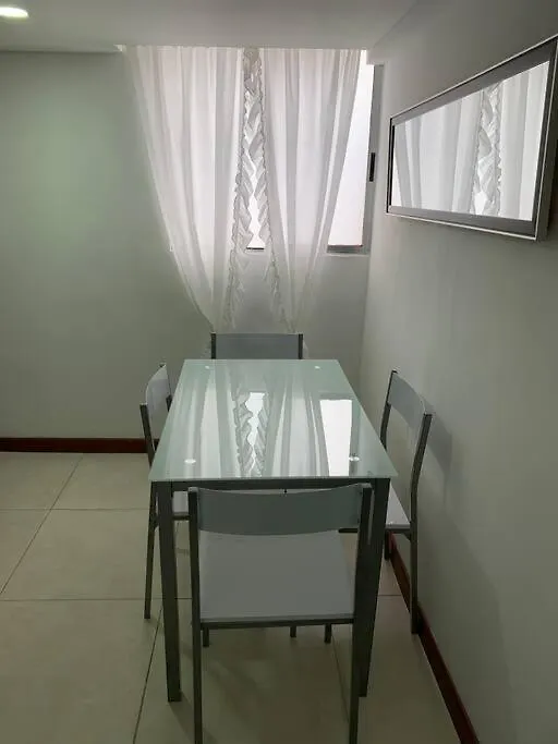 Apartamento Cerca Del Centro Comercial Titan. 300 Bogotá Colombia