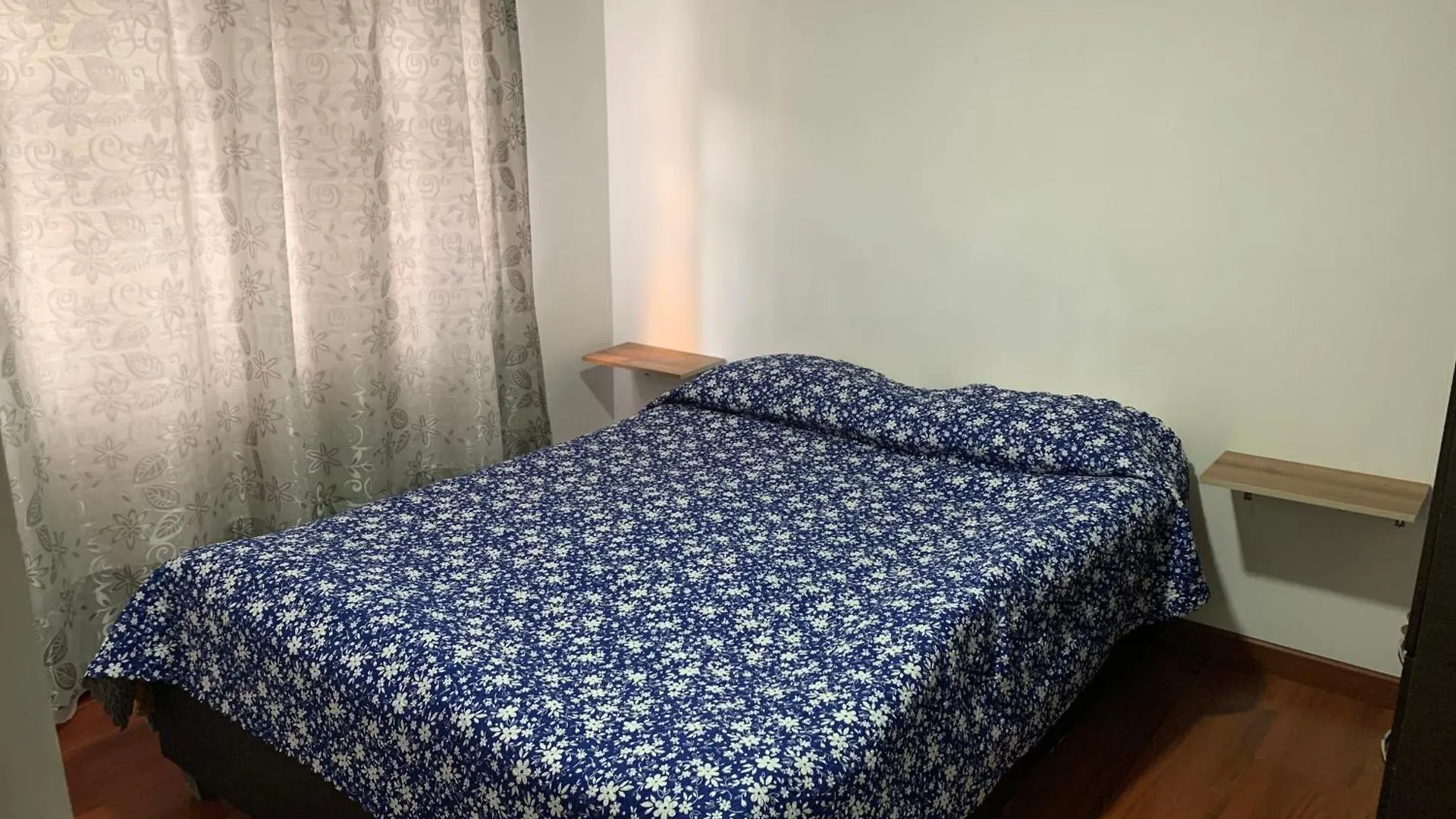 Apartamento Cerca Del Centro Comercial Titan. 300 Bogotá